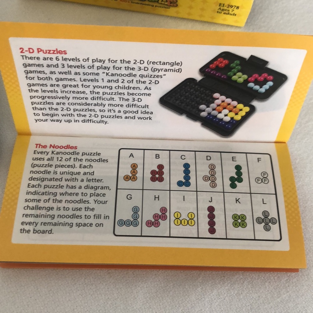 KANOODLE Game - Picture 6 of 8